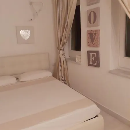 White House On The Beach Apartment Costa Rei